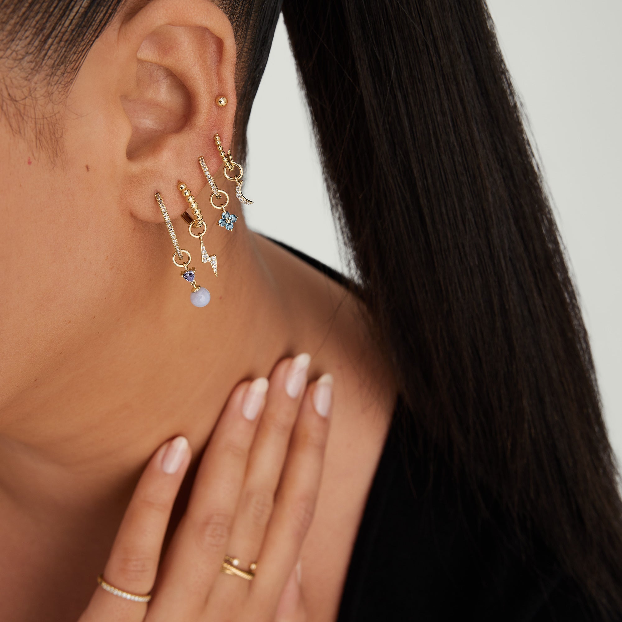 1-HoopsHoopCharms_HoopCharmStack2_14k_Solo_023