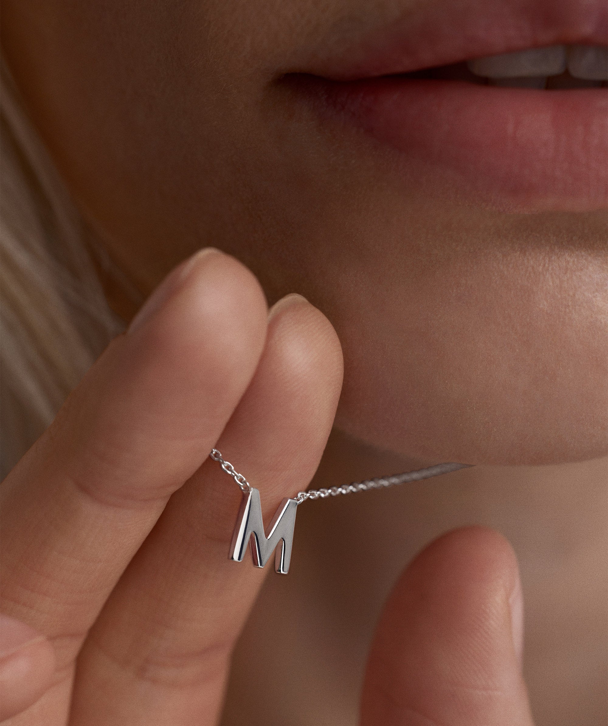 1-SILVERBESTSELLERLES-LetterNecklaceSilver-SS-Stack_052