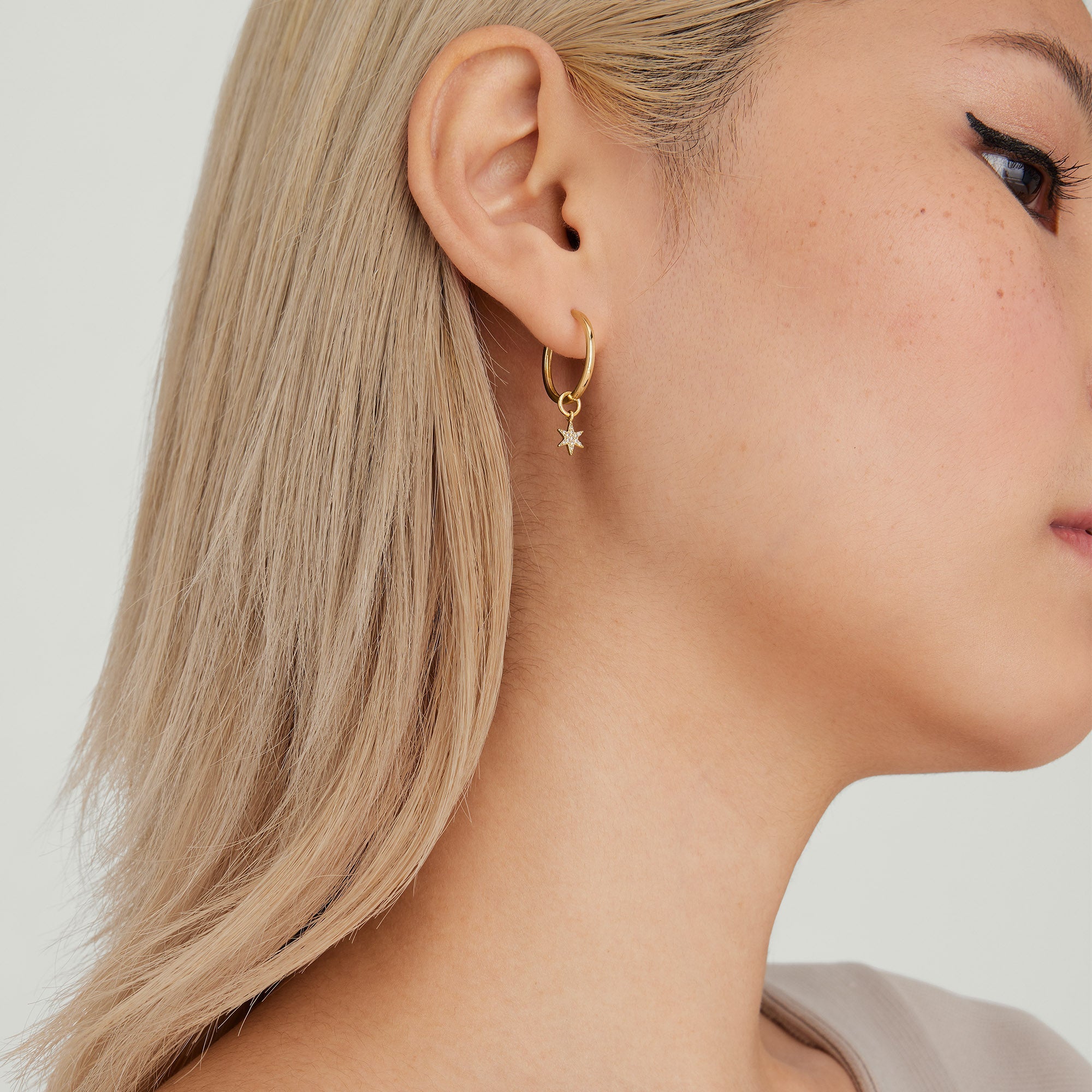 2-HoopsHoopCharms_SinglePaveDiamondStarHoopCharm_14k_Solo_037_copy