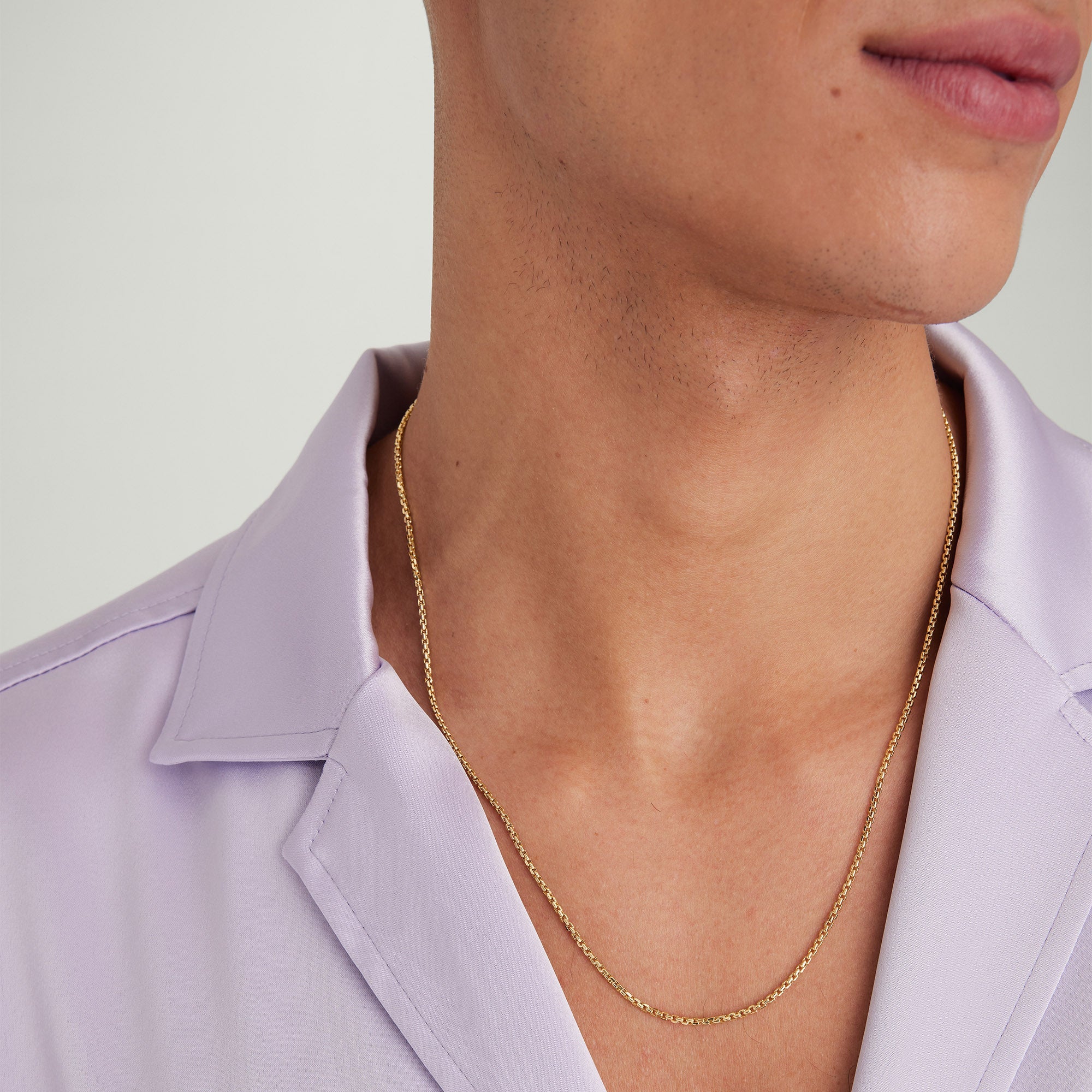 2-MENSCHAINSLES_RoundBoxChain20_14K_Solo_019_03c33c0c-e31c-4dd0-9f2b-d4d425d2b524