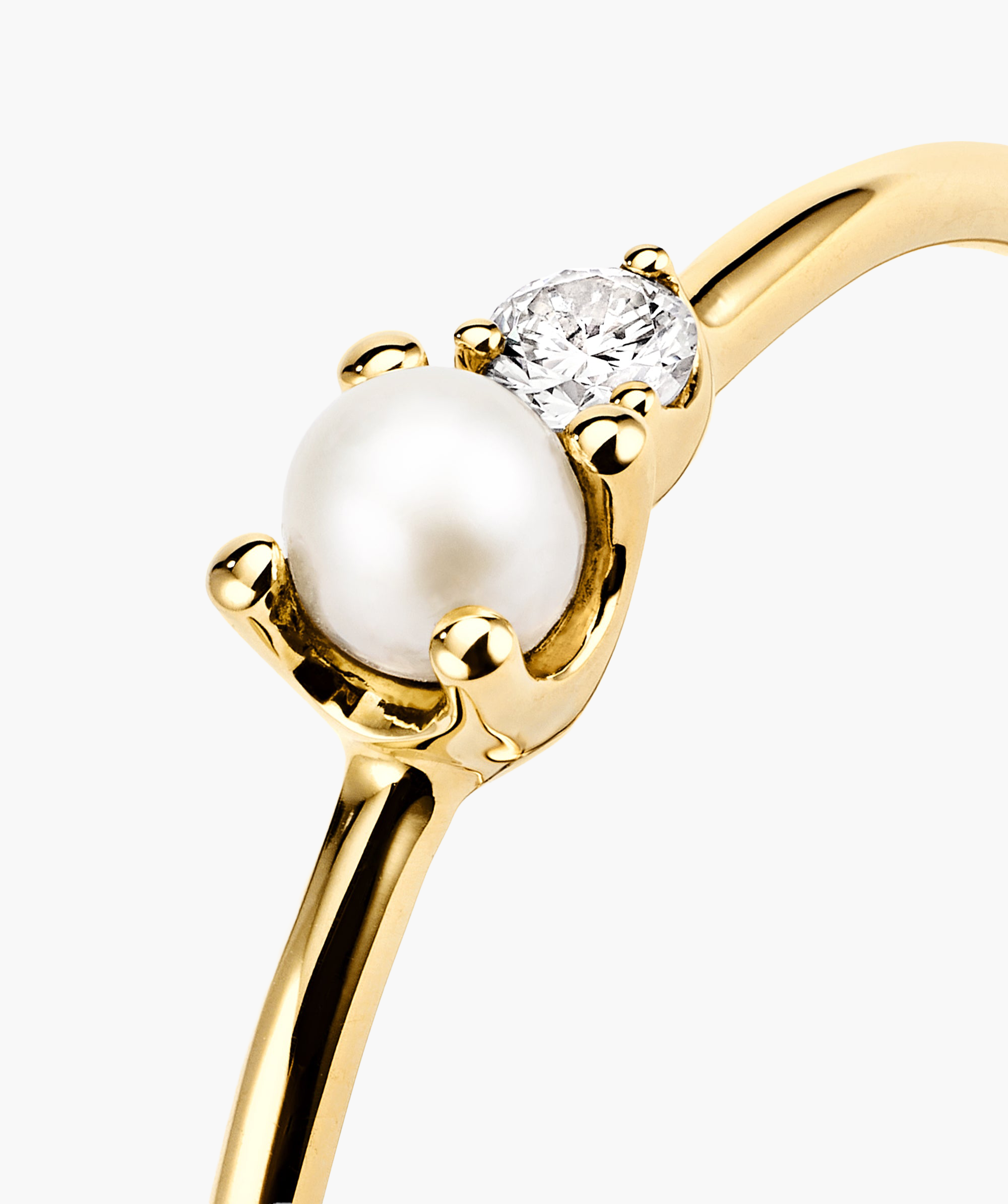 4-DiamondPearlStackerRing-14k-MacroDetail_806_new_2f519ad5-9209-47ef-bbbd-c0a5050c3a3b